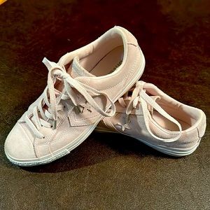 Pink Suede Converse